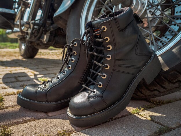 How-to-Choose-Motorcycle-Boots-for-Adventure-Riding-in-the-US DtagmorMoto